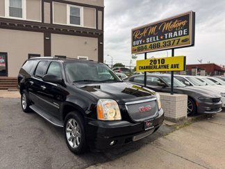 Used 2013 GMC Yukon XL Denali image 1