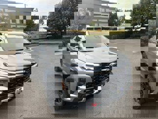 New 2026 Chevrolet Traverse Z71 w/ Enhanced Driving Package image 1