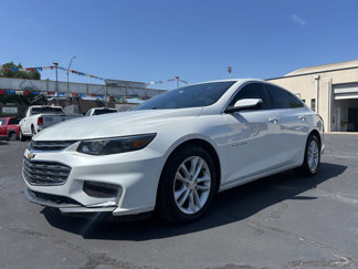 Used 2016 Chevrolet Malibu LT image 1