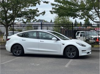 Used 2022 Tesla Model 3 Long Range image 1
