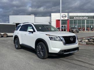 New 2025 Nissan Pathfinder SL w/ SL Premium Package image 1