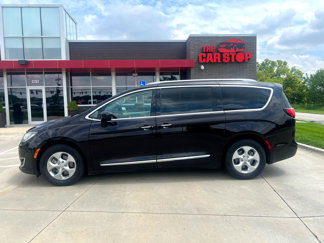Used 2017 Chrysler Pacifica Touring-L Plus image 1