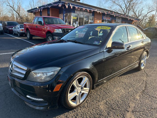 Used 2011 Mercedes-Benz C 300 4MATIC Sedan image 1