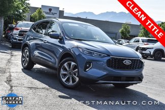 Used 2025 Ford Escape Platinum w/ Premium Technology Package image 1