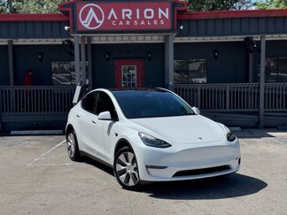 Used 2022 Tesla Model Y Long Range image 1