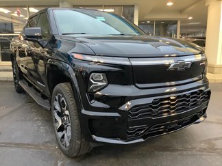 New 2025 Chevrolet Silverado EV RST image 1