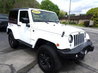 Used 2017 Jeep Wrangler Sahara image 1