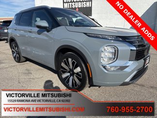New 2025 Mitsubishi Outlander SEL image 1