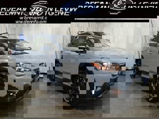 Used 2023 Subaru Crosstrek 2.0i Premium image 1
