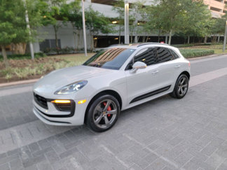 Used 2023 Porsche Macan image 1