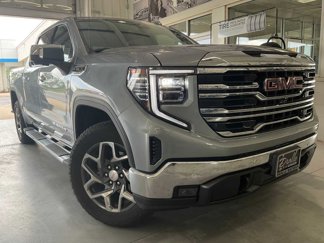 Used 2025 GMC Sierra 1500 SLT w/ SLT Premium Plus Package image 1