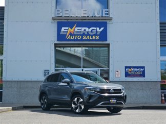 Used 2024 Volkswagen Taos SE w/ Panoramic Sunroof Package image 1