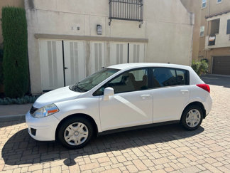 Used 2010 Nissan Versa 1.8 S image 1