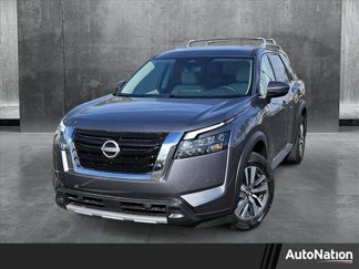 New 2025 Nissan Pathfinder SL image 1