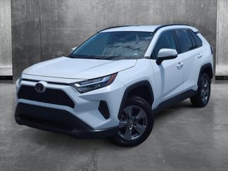 Used 2024 Toyota RAV4 XLE image 1