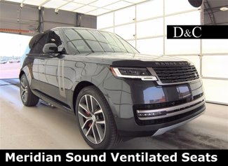 Used 2025 Land Rover Range Rover SE image 1