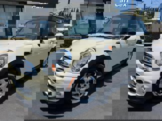 Used 2011 MINI Cooper Hardtop image 1
