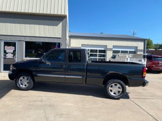 Used 2004 GMC Sierra 1500 SLT w/ Light Duty Power Package image 1