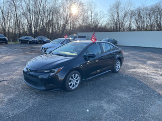 Used 2022 Toyota Corolla LE image 1