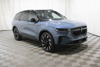 New 2025 Lincoln Nautilus Reserve w/ Jet Appearance Package image 1