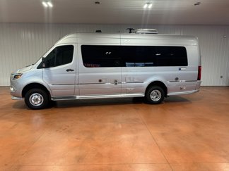 Used 2019 Mercedes-Benz Sprinter 4x4 170 image 1