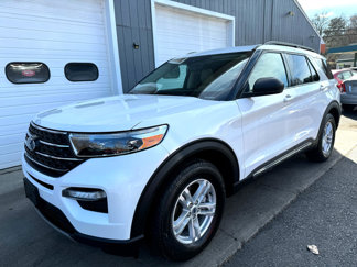 Used 2021 Ford Explorer XLT w/ Equipment Group 202A image 1