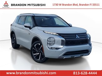 New 2025 Mitsubishi Outlander SEL image 1