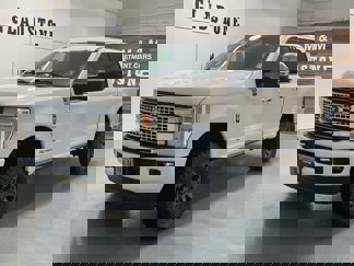 Used 2017 Ford F250 Platinum image 1