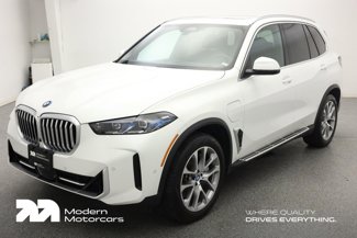 Used 2025 BMW X5 xDrive50e image 1