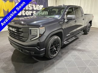 Used 2022 GMC Sierra 1500 Elevation w/ LPO, Elevation Black Package image 1