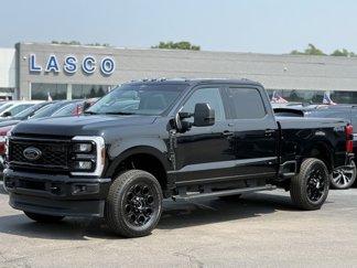 Used 2025 Ford F350 XLT w/ Black Appearance Package image 1