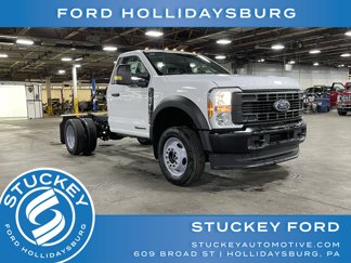 New 2025 Ford F550 4x4 Regular Cab Super Duty w/ XLT Value Package image 1