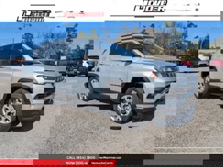 New 2025 Jeep Compass Latitude w/ Convenience Group image 1