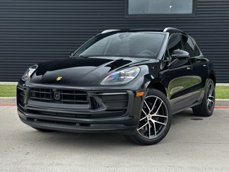 Certified 2024 Porsche Macan image 1
