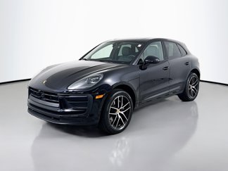 Used 2025 Porsche Macan image 1