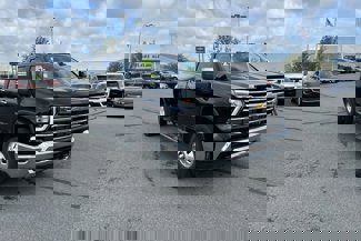 New 2025 Chevrolet Silverado 3500 LTZ w/ LTZ Convenience Package image 1