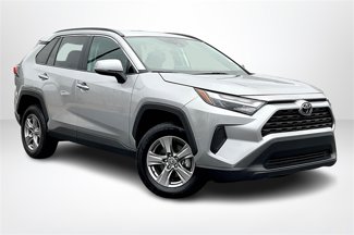 Used 2024 Toyota RAV4 XLE image 1