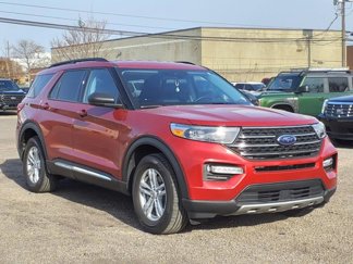 Certified 2023 Ford Explorer XLT w/ Equipment Group 202A image 1