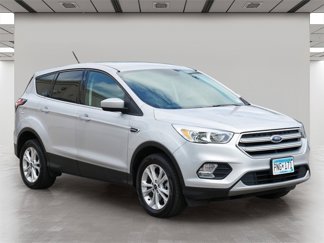 Used 2017 Ford Escape SE w/ SE Cold Weather Package video 1