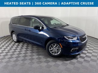 New 2025 Chrysler Pacifica Select image 1