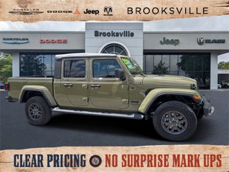 New 2025 Jeep Gladiator Sport image 1