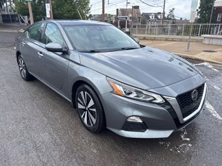 Certified 2022 Nissan Altima 2.5 SV image 1