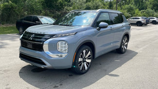 New 2025 Mitsubishi Outlander SEL image 1