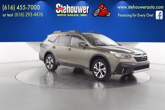 Used 2022 Subaru Outback Limited image 1