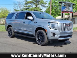 Used 2024 GMC Yukon XL Denali w/ Advanced Technology Package image 1