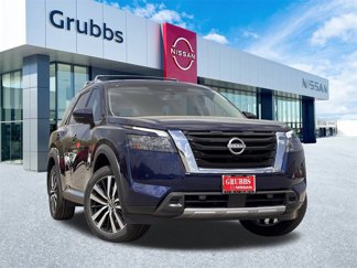 New 2025 Nissan Pathfinder Platinum image 1