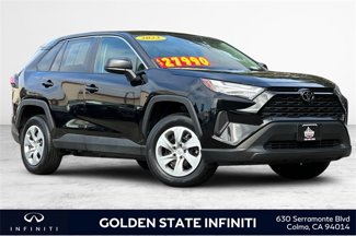 Used 2023 Toyota RAV4 LE image 1