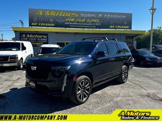 Used 2021 Cadillac Escalade Sport Platinum w/ LPO, Floor Liner Package image 1