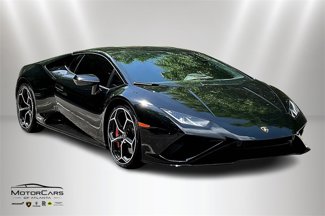 Used 2022 Lamborghini Huracan EVO image 1