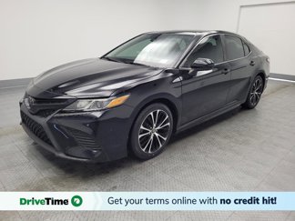 Used 2020 Toyota Camry SE image 1